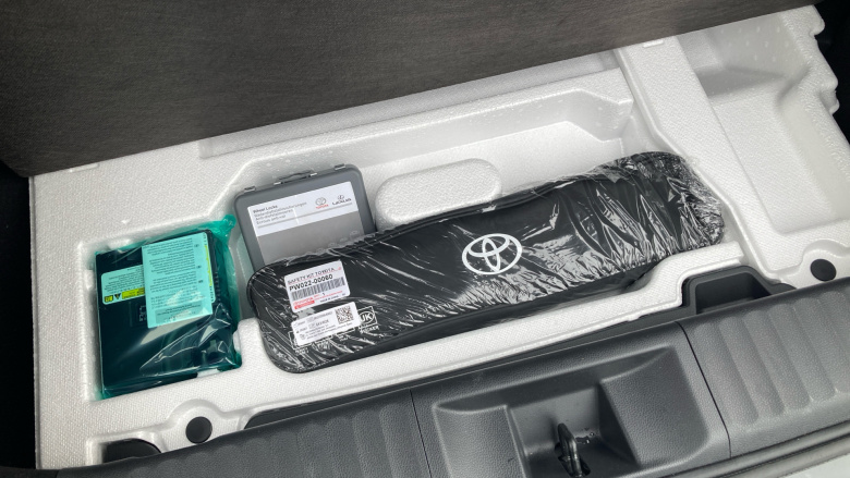 Toyota Prius 2.0 PHEV Excel 5dr CVT Hatchback